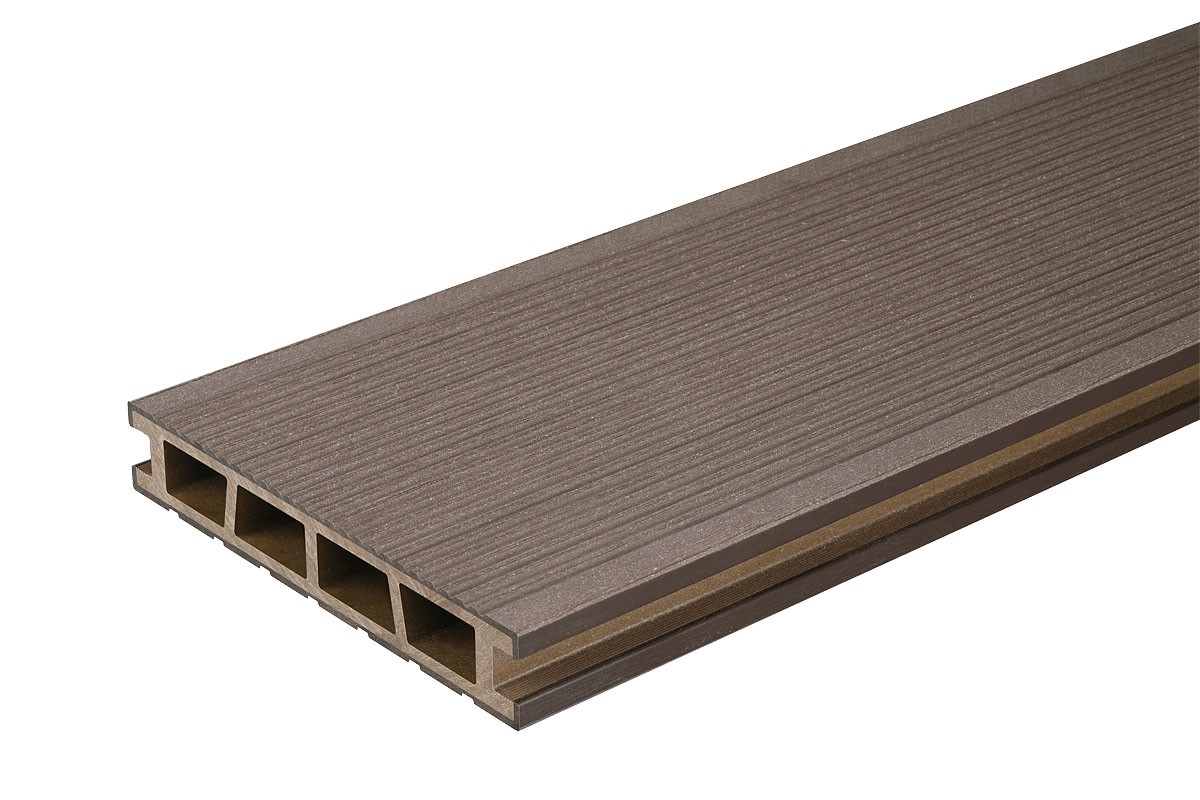 kompozitna_terasna_doshka_bergdeck_oreh_brush