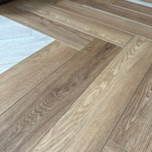 Вінілова підлога BazaLux SPCHerringbone W2091-02 OAK KENSINGTON 4V 610x122x5мм